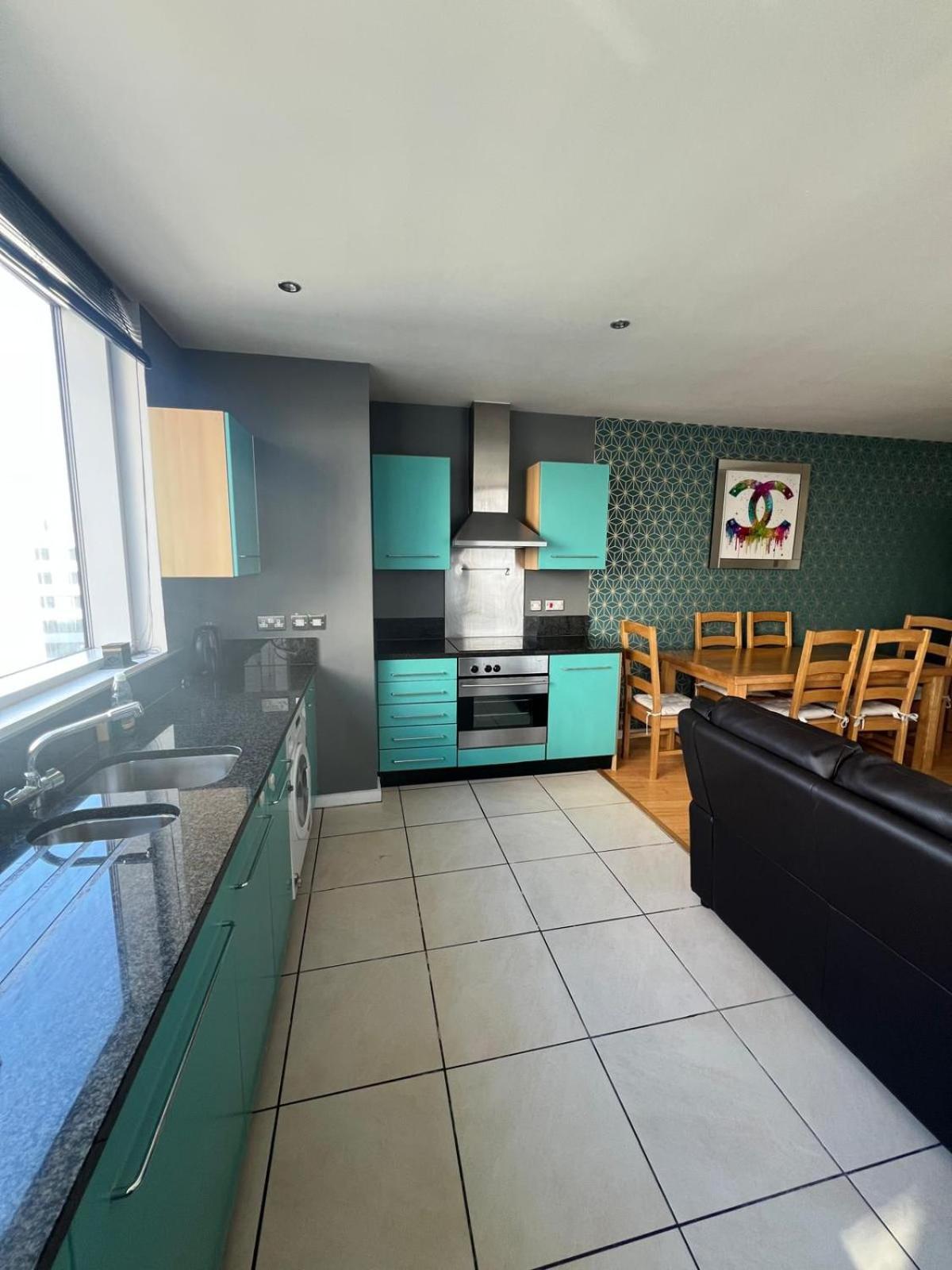 Super Prime City Centre Modern 3 Bed Apartment Liverpool Eksteriør bilde